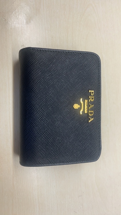 プラダ  （ブランドバッグ）の商品画像 - 査定依頼日：2026年1月12日 - 最高査定価格：50,000円