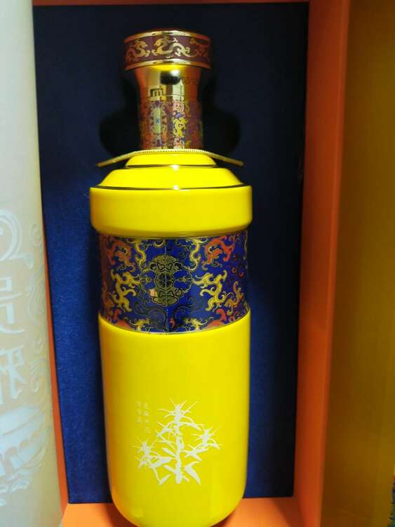 茅台酒500ml貴雅（お酒）の商品画像 - 査定依頼日：2023年12月11日