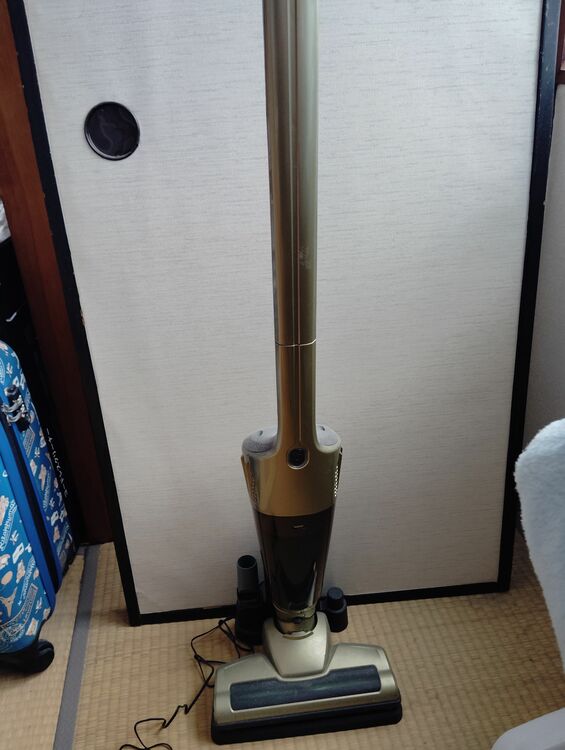 CAINZコードレスクリーナーCZ400B（家電）の商品画像 - 査定依頼日：2025年10月5日 - 最高査定価格：1,000円