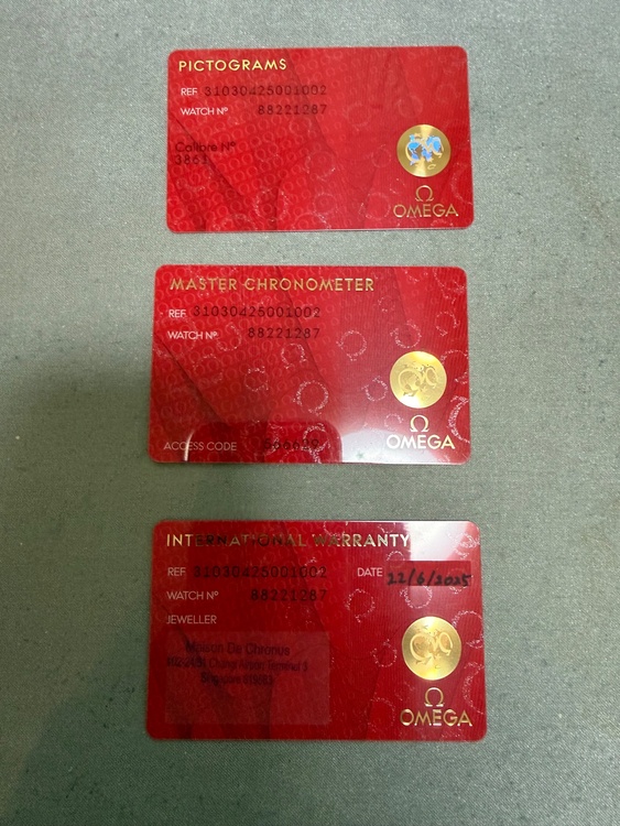 SPEEDMASTE﻿R ムーンウォッチ プロフェッショナ﻿ル（高級時計）の商品画像 - 査定依頼日：2025年12月6日 - 最高査定価格：870,000円