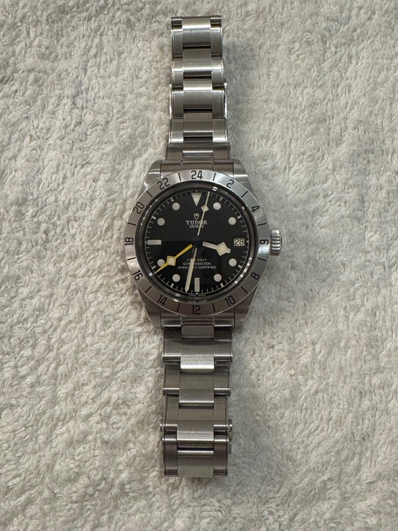 ブラックベイプロ（高級時計）の商品画像 - 査定依頼日：2025年9月28日 - 最高査定価格：370,000円