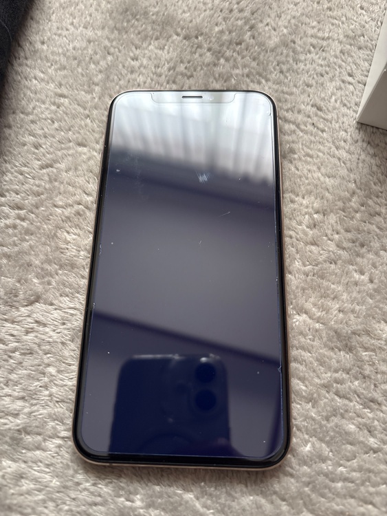 iPhoneXS 512GB SIMフリー（スマホ）の商品画像 - 査定依頼日：2026年3月14日 - 最高査定価格：17,000円