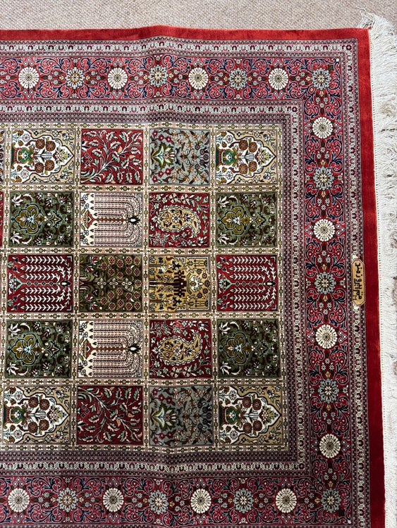 ペルシャ絨毯（美術品・骨董品）の商品画像 - 査定依頼日：2026年4月13日 - 最高査定価格：1,000円