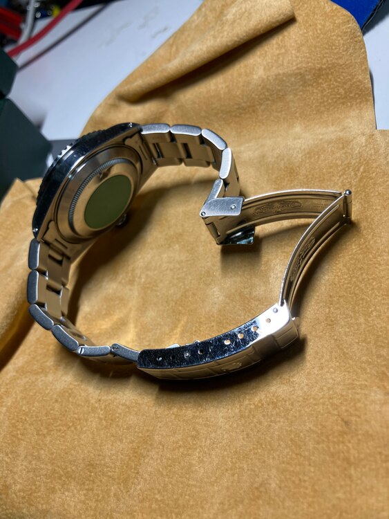 ロレックス サブマリーナー 1661（高級時計）の商品画像 - 査定依頼日：2025年2月14日 - 最高査定価格：1,260,000円