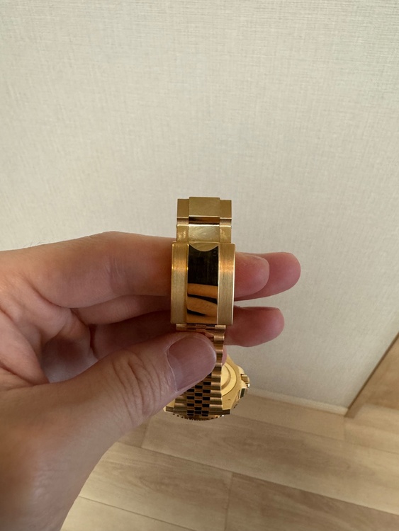 126718grnr（高級時計）の商品画像 - 査定依頼日：2025年12月9日 - 最高査定価格：7,000,000円