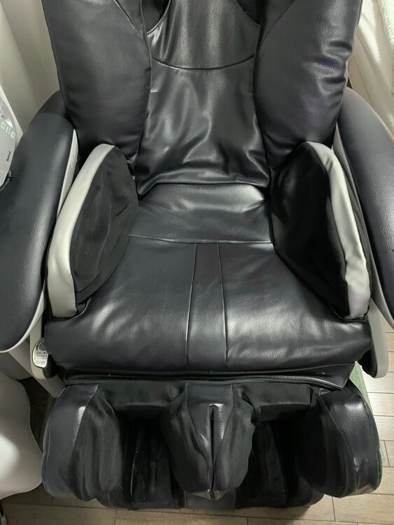 マッサージチェア　リアルプロGⅡ EP3210（家電）の商品画像 - 査定依頼日：2025年5月19日 - 最高査定価格：3,000円