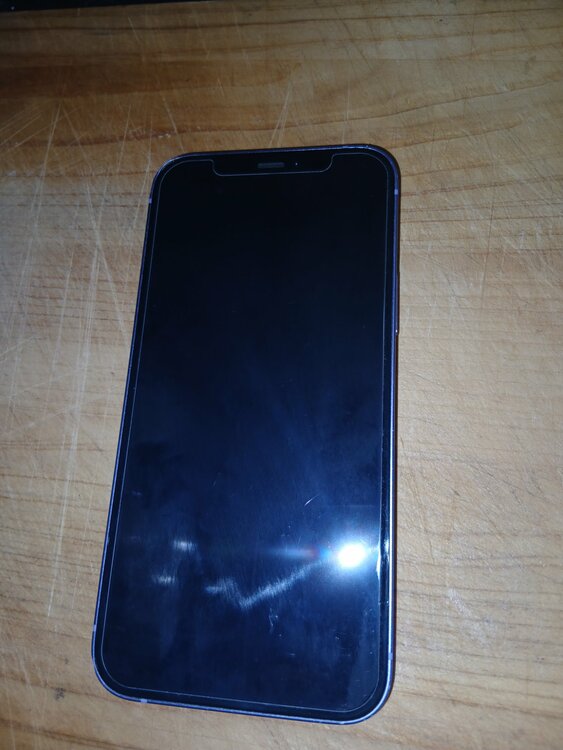 iPhone 12 64GB SIMフリー（スマホ）の商品画像 - 査定依頼日：2026年5月1日 - 最高査定価格：20,000円