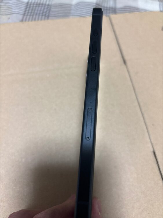 iPhone 16 Plus 128GB Softbank（スマホ）の商品画像 - 査定依頼日：2025年2月6日 - 最高査定価格：97,000円