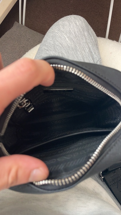 プラダ  （ブランドバッグ）の商品画像 - 査定依頼日：2025年12月13日 - 最高査定価格：100,000円