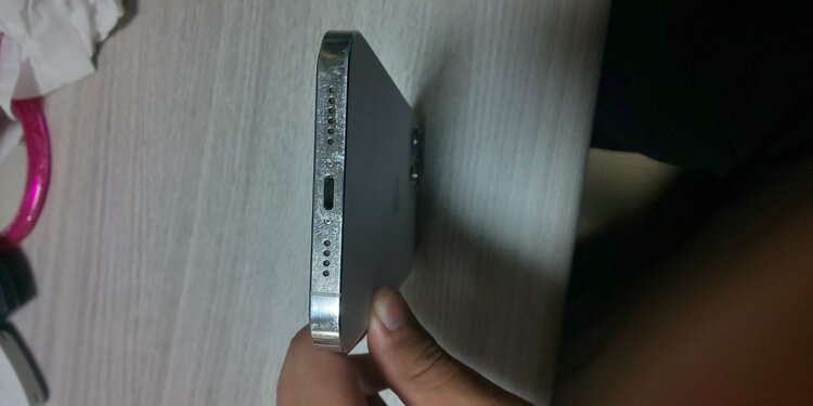 iPhone 12 Pro Max 256GB docomo（スマホ）の商品画像 - 査定依頼日：2025年12月8日 - 最高査定価格：32,000円