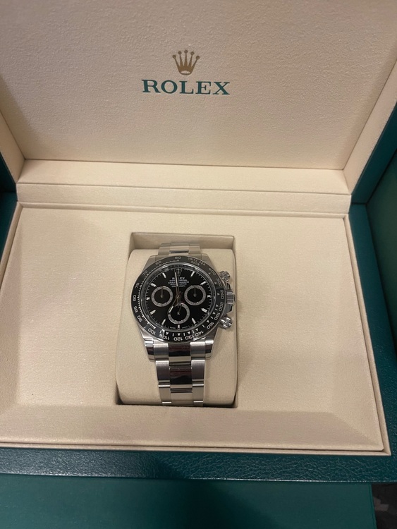 ロレックス デイトナ 12650（高級時計）の商品画像 - 査定依頼日：2025年10月8日 - 最高査定価格：4,450,000円