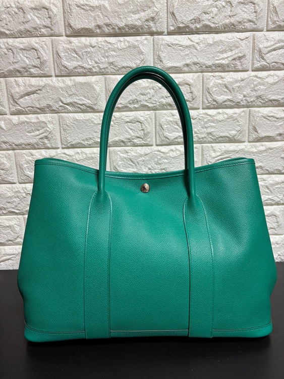 エルメス ガーデンパーティＰＭ ヴォーエプソン ミント Z刻印（ブランドバッグ）の商品画像 - 査定依頼日：2025年10月1日 - 最高査定価格：630,000円