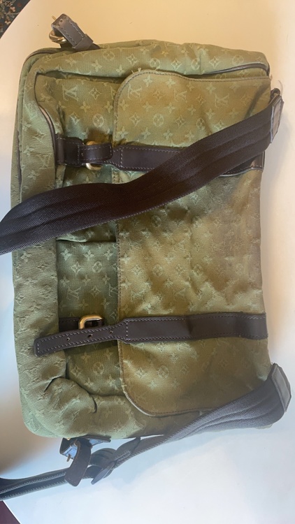LOUIS VUITTON ルイヴィトン M42351 モノグラムミニ サック ママン（ブランドバッグ）の商品画像 - 査定依頼日：2026年9月12日 - 最高査定価格：15,000円