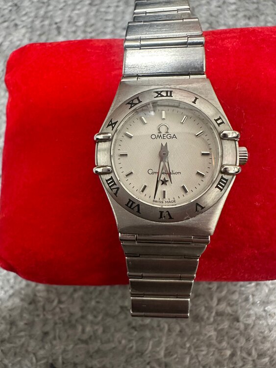 オメガ コンステーション （高級時計）の商品画像 - 査定依頼日：2025年1月11日 - 最高査定価格：90,000円