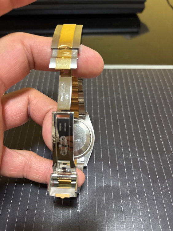 エクスプローラーコンビ（高級時計）の商品画像 - 査定依頼日：2025年6月17日 - 最高査定価格：1,480,000円