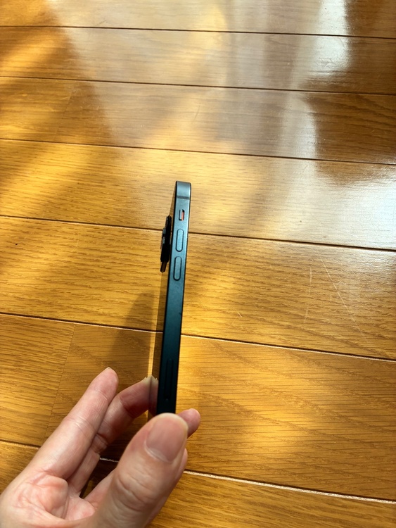 iPhone iPhone 13 mini 128GB SIMフリー（スマホ）の商品画像 - 査定依頼日：2026年7月26日 - 最高査定価格：28,500円
