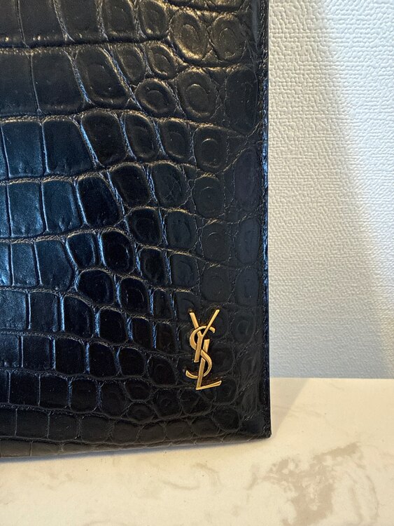 GRZ607779.0521（ブランドバッグ）の商品画像 - 査定依頼日：2025年2月23日 - 最高査定価格：20,000円