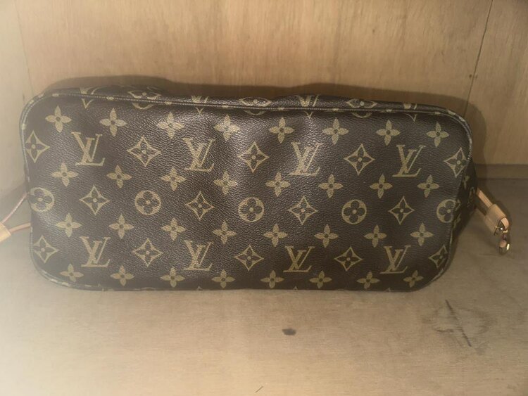 ルイヴィトン ネヴァーフル （ブランドバッグ）の商品画像 - 査定依頼日：2024年12月26日 - 最高査定価格：90,000円