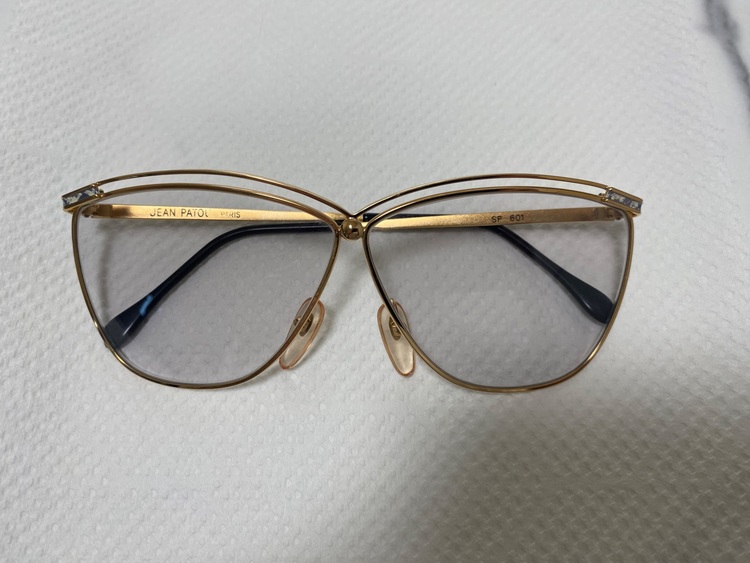 JEAN PATOU ヴィンテージ　メガネ（古着・ファッション）の商品画像 - 査定依頼日：2025年11月26日 - 最高査定価格：500円