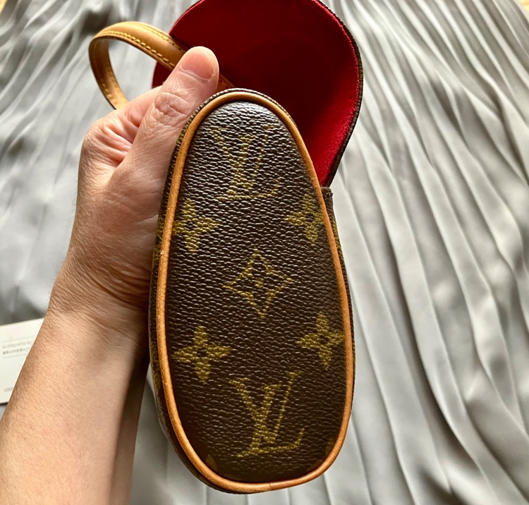 ルイヴィトン モノグラム （ブランドバッグ）の商品画像 - 査定依頼日：2025年9月26日 - 最高査定価格：110,000円