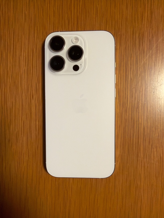 iPhone iPhone 16 Pro 256GB SIMフリー（スマホ）の商品画像 - 査定依頼日：2026年9月19日 - 最高査定価格：122,500円