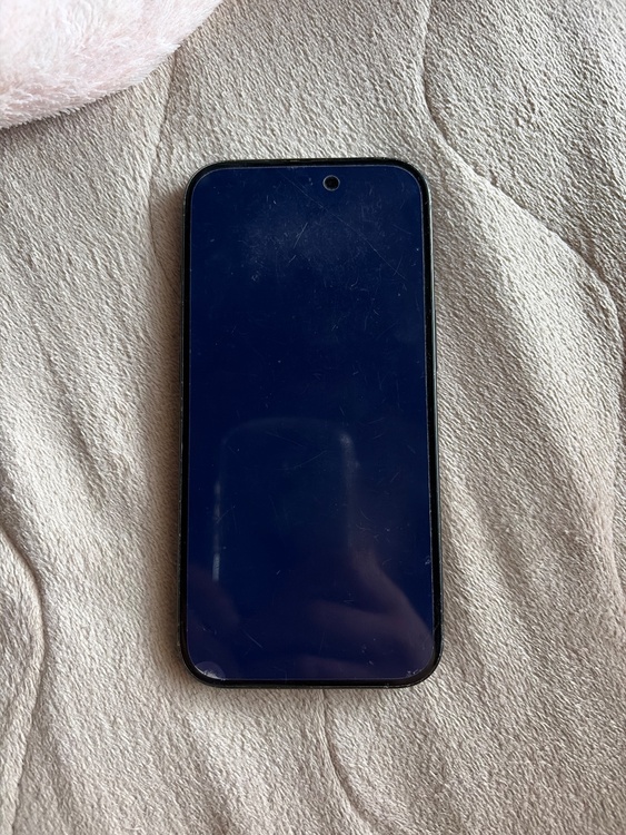 iPhone iPhone 15 128GB docomo（スマホ）の商品画像 - 査定依頼日：2026年6月25日 - 最高査定価格：57,000円