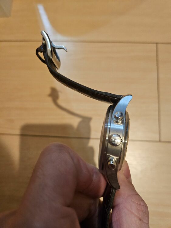 スピットファイア（高級時計）の商品画像 - 査定依頼日：2025年11月23日 - 最高査定価格：380,000円