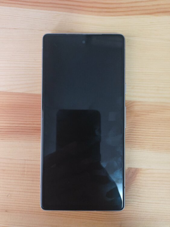 Pixel 7シリーズ SIMフリー （スマホ）の商品画像 - 査定依頼日：2026年2月18日 - 最高査定価格：16,000円