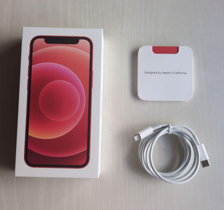 iPhone iPhone 12 mini 64GB au（スマホ）の商品画像 - 査定依頼日：2026年8月24日 - 最高査定価格：14,500円