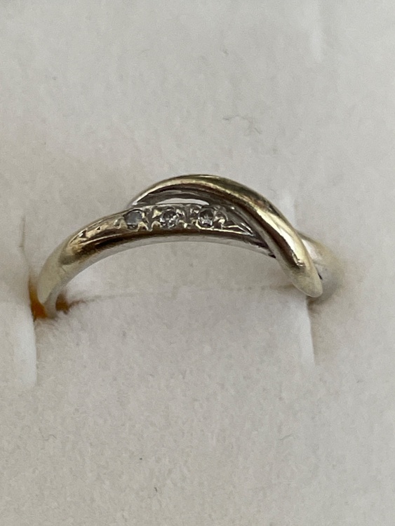 分かりません。（宝石）の商品画像 - 査定依頼日：2026年4月1日 - 最高査定価格：50,000円