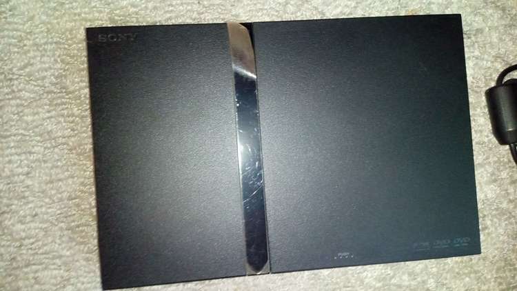 プレイステーション2 scph-70000（ゲーム機本体・ゲームソフト）の商品画像 - 査定依頼日：2023年8月25日 - 最高査定価格：2,000円