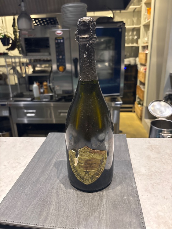 シャンパン サロン （お酒）の商品画像 - 査定依頼日：2025年11月10日 - 最高査定価格：329,500円