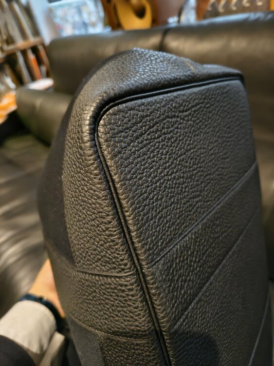 ガーデンパーティ（ブランドバッグ）の商品画像 - 査定依頼日：2026年3月31日 - 最高査定価格：460,000円