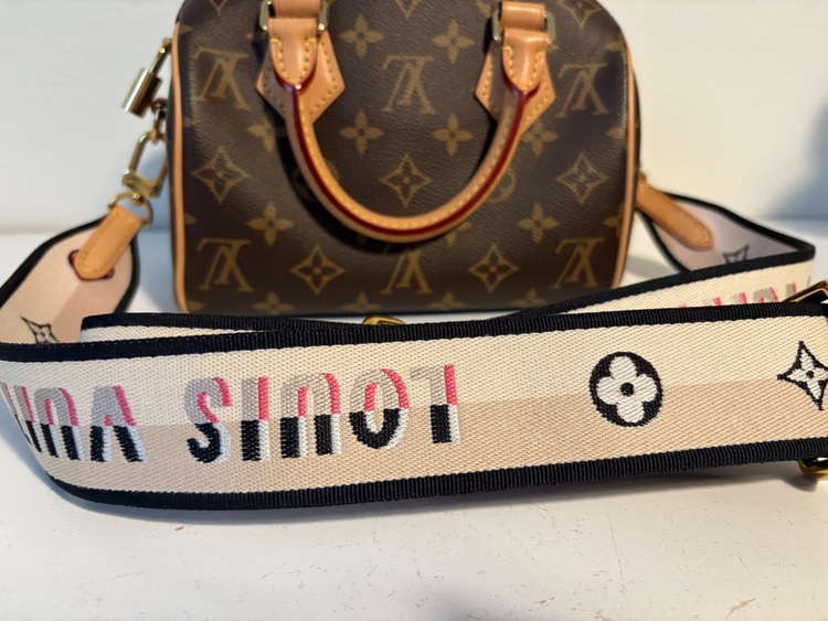 ルイヴィトン モノグラム （ブランドバッグ）の商品画像 - 査定依頼日：2025年10月6日 - 最高査定価格：250,000円