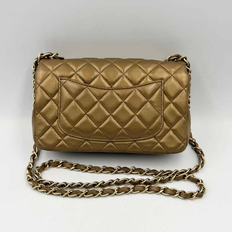 Chanel mini（ブランドバッグ）の商品画像 - 査定依頼日：2026年5月28日 - 最高査定価格：600,000円