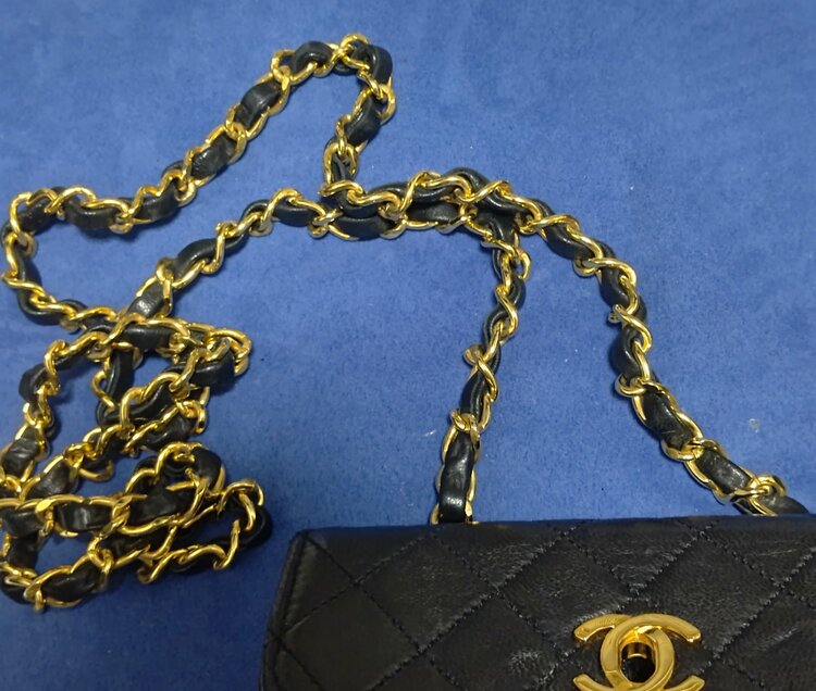 マトラッセ　(購入時ベビーシャネル呼ばれ方をしていた)（ブランドバッグ）の商品画像 - 査定依頼日：2026年9月6日 - 最高査定価格：110,000円