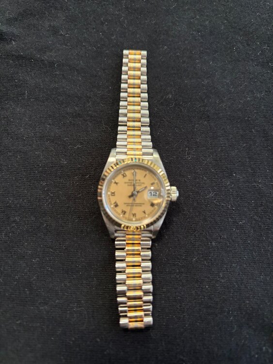 ロレックス デイトジャスト 69179bib（高級時計）の商品画像 - 査定依頼日：2025年5月22日 - 最高査定価格：1,000,000円