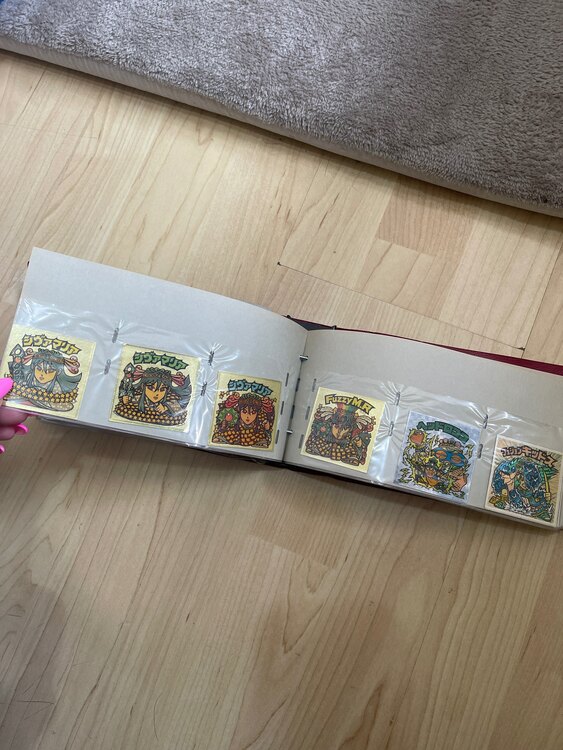 ビックリマンシール（トレカ）の商品画像 - 査定依頼日：2025年4月10日 - 最高査定価格：3,000円