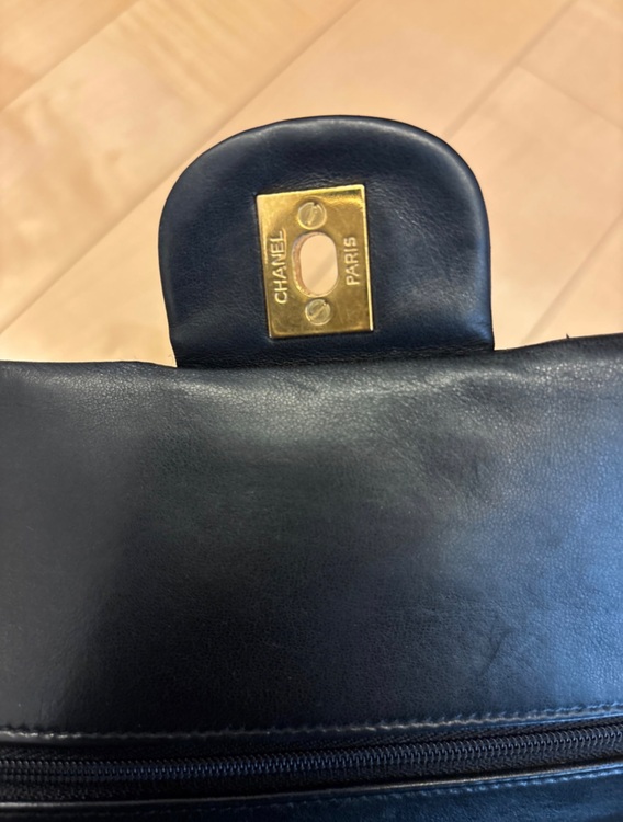 CHANELマトラッセラムスキン（ブランドバッグ）の商品画像 - 査定依頼日：2025年10月23日 - 最高査定価格：250,000円