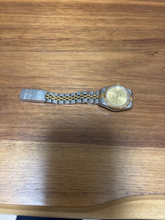 ロレックス デイトジャスト 62523D1（高級時計）の商品画像 - 査定依頼日：2025年9月29日 - 最高査定価格：600,000円