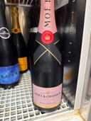 シャンパン モエ・エ・シャンドン （お酒）の商品画像 - 査定依頼日：2025年11月6日 - 最高査定価格：41,500円