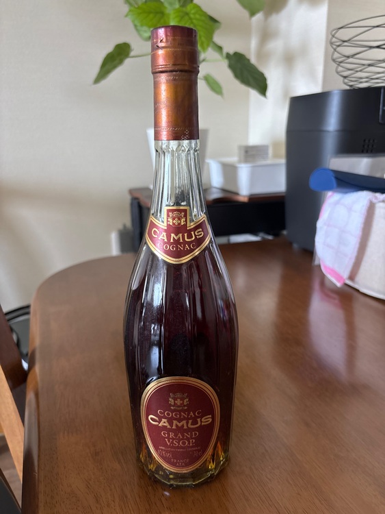 カミュ（お酒）の商品画像 - 査定依頼日：2025年8月27日 - 最高査定価格：500円