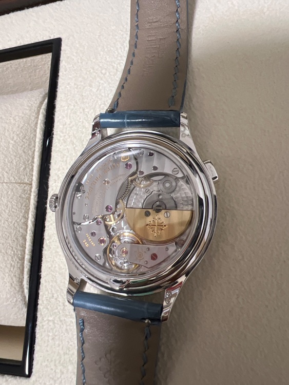 パテック フィリップワールドタイム（高級時計）の商品画像 - 査定依頼日：2025年10月4日 - 最高査定価格：4,600,000円