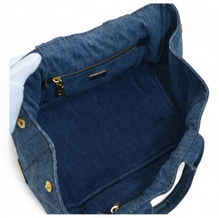 プラダ デニム カナパ トートバッグ ブルーゴールド（ブランドバッグ）の商品画像 - 査定依頼日：2025年8月23日 - 最高査定価格：50,000円