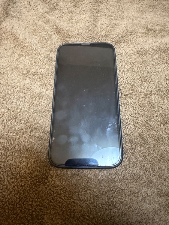 iPhone iPhone 13 Pro Max 128GB au（スマホ）の商品画像 - 査定依頼日：2026年6月18日 - 最高査定価格：60,000円