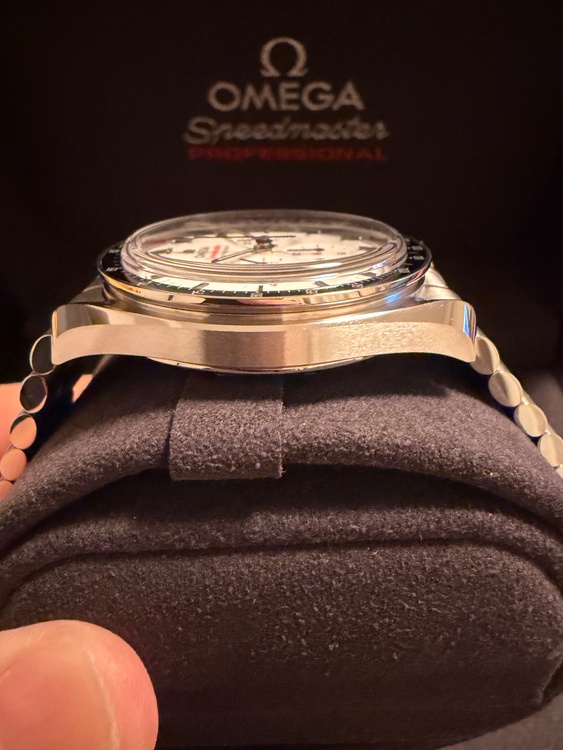オメガ スピードマスター （高級時計）の商品画像 - 査定依頼日：2026年4月25日 - 最高査定価格：1,150,000円