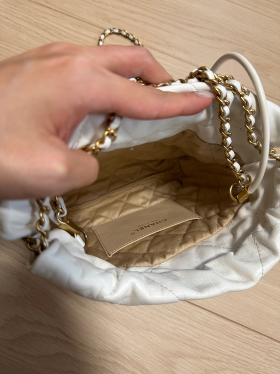 CHANEL22ミニ（ブランドバッグ）の商品画像 - 査定依頼日：2026年10月5日 - 最高査定価格：300,000円