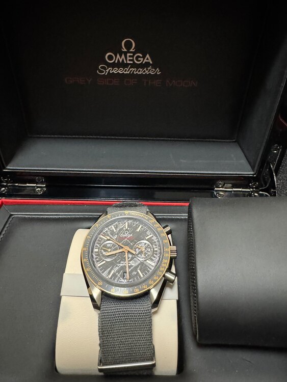 オメガ スピードマスター （高級時計）の商品画像 - 査定依頼日：2025年3月29日 - 最高査定価格：1,400,000円