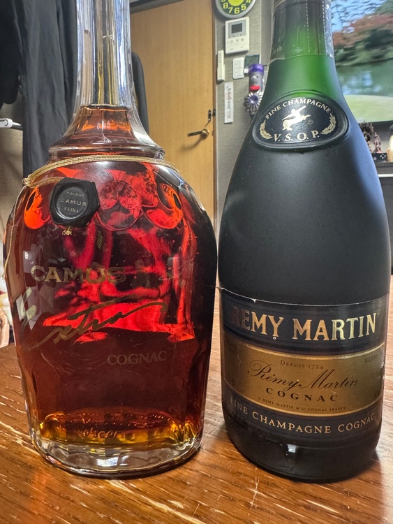 カミュ、レミーマルタン（お酒）の商品画像 - 査定依頼日：2026年1月11日 - 最高査定価格：10,500円
