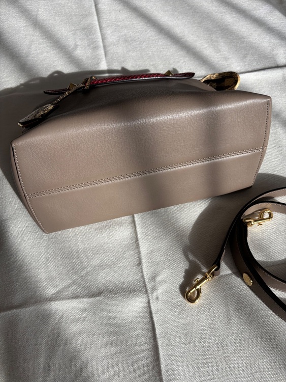 バイザウェイ　パイソン　限定品（ブランドバッグ）の商品画像 - 査定依頼日：2025年10月20日 - 最高査定価格：75,000円